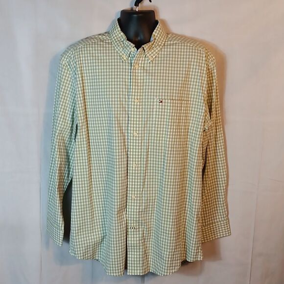 Tommy Hilfiger Classic Fit Green Checkered Button Down Shirt - Picture 8 of 8